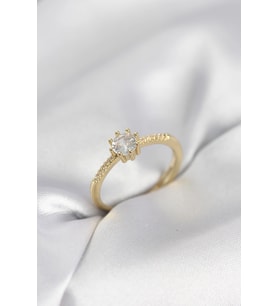 Tek Taş Model Gold Renk Zirkon Taşlı Kadın Yüzük