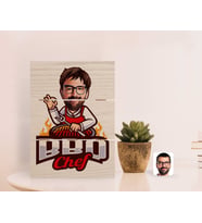 BK Gift Kişiye Özel Erkek Barbekü Chef Karikatürlü Otantik Masaüstü Ahşap Palet Çerçeve-1 (Beyaz)