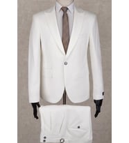 Jan Carlucci Beyaz Slim Fit Çift pileli- Tokalı İtalyan Pantolon, Çift Cep Ceket Modelli  Drop 6 Takım Elbise