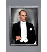 Atatürk Portresi Dijital Baskılı Kadife Kumaş Çerçeveli Tablo TBL0044 (Çok Renkli)