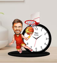 Kişiye Özel Karikatürlü Basketbolcu Ahşap Biblo Masa Saati