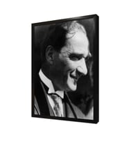 Atatürk Gülerken Portresi Çerçeveli Mdf Tablo