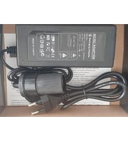 Çakmak Adaptörü Araç Çakmaklık Çevirici  Ev Tipi Çevirici Adaptör 36W/3A/12Volt (Siyah)