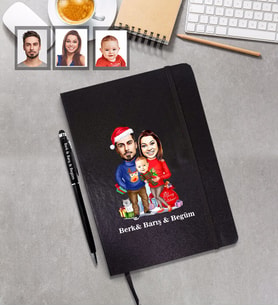 Kişiye Özel Yılbaşı Aile Karikatürlü Siyah Defter Kalem Hediye Seti Model-3