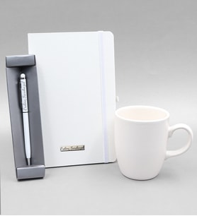 Kişiye Özel Beyaz Defter & Beyaz Touch Pen & Beyaz Kupa Hediye Seti