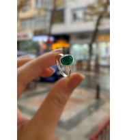 Gümüş 10x8 mm yeşil akik taşlı yüzük