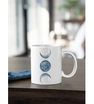 Kio Tasarım Kio Tasarım Ay Dolunay Yarımay Mavi Renkli Baskılı Kahve Çay Kupası Kupa Beyaz Porselen Mug Sevgililer-İş Arkadaşı-Doğum-Günü Hediyesi Hediye
