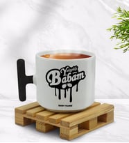 BK Gift Kişiye Özel Yakışıklı Babam Tasarımlı Siyah T Kulplu Middle Kupa Bardak-1