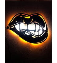 Vampir Dudak Led Işıklı Tablo