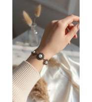 Kristal Taşlı Papatya Figür İnci Bileklik (Gri)