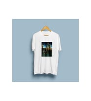 Oversize Woman with Head Of Roses - Salvador Dali Unisex T-shirt (Beyaz)