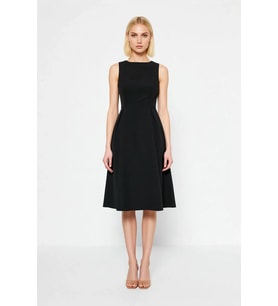 Kadın Kolsuz Bisiklet Yaka Belden Açılan Pileli Midi Dokuma Elbise Günlük Rahat Modern Şık Konforlu
