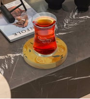 BK Gift Kişiye Özel Limon Tasarımlı Doğal Ahşap Tabaklı Heybeli Çay Bardağı Model 2