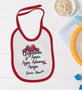 BK Kids Kişiye Özel Aynı Adama Aşığız Tasarımlı Kırmızı Bebek Mama Önlüğü-1