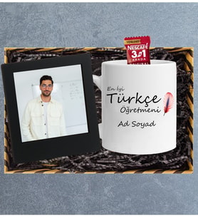 Öğretmenler Gününe Özel En İyi Türkçe Öğretmeni Tasarımlı Kupa Bardak Masa Üstü Siyah Çerçeve Seti