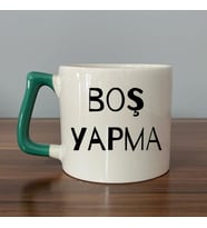 Kişiye Özel İsim Yazılı Boş Yapma Baskılı Yeşil Kulplu D Kupa (Beyaz)