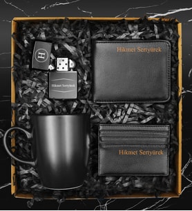 Siyah Kupa & Kişiye Özel Cüzdan & Kişiye Özel Kartvizitlik & Kişiye Özel Çakmak Seti
