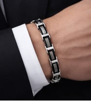 Çift Siyah Şerit Detaylı Erkek Çelik Bileklik