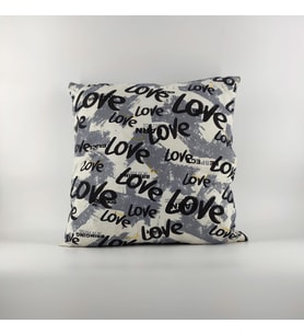 Love Baskılı Kırlent Kılıfı (Karışık)
