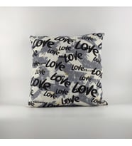 Love Baskılı Kırlent Kılıfı (Karışık)