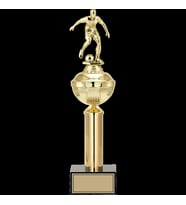 ODAK KUPA - Figürlü Kupalar - Futbol Figürlü Kupalar FG-047 B - 39 cm