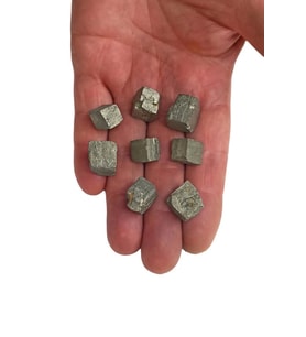 Kübik Pirit 50 gram Doğal Parçalar 327-2