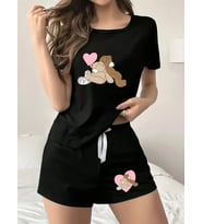 AMOR FACE ÖZEL TASARIM AŞIK AYILAR PEMBE KALP BASKILI ULTRA RAHAT MODERN KADIN T-SHIRT ŞORT TAKIMI (Siyah)