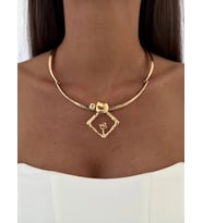 Özel Seri Eskitme Kare Tasarım Gold Marka Choker Kolye