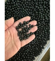 110 GR SİYAH DELİKLİ 2 BOY KARIŞIK BONCUK TAKI HOBİ BONCUK 050 MM- 030MM