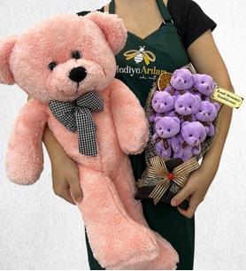 Kişiye Özel 7'li Peluş Ayıcık Buketi ve Büyük Boy Pembe Peluş Ayıcık (Model 2)