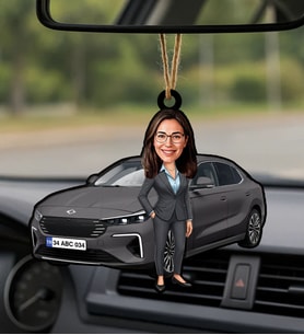 BK Gift Kişiye Özel Kadın Kula Renk Togg Karikatürlü Ahşap Plakalı Araba Dikiz Ayna Süsü-2 , Arkadaşa Hediye, Sevgiliye Hediye, Araba Hediyesi