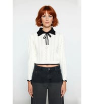 Kadın Ekru Akrilik Ajurlu Triko Kazak Polo Yakalı Fiyonk Detaylı Crop Boy Modern Stil Kaliteli