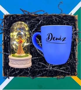 Kişiye Özel Kupa Bardak ve Işıklı Şans Melekli Fanus, Premium Set (Farklı Renk Seçenekleri) (Mavi)