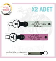 Yol Tutkunları İsim Plaka ve A Rh (+) Kan Grubu Yazılı Kişiye Özel x2 Anahtarlık Set, Beyaz-Pembe-Gr