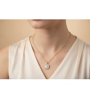 STİL İNCİSİ/ XUPING JEWELRY BAGET BÜYÜK ZİRKON TAŞLI KOLYE (Altın)