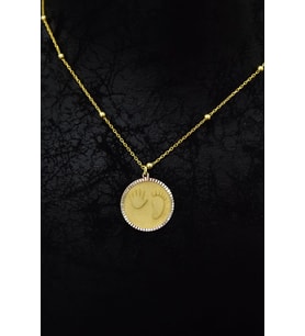925 Ayar Gümüş Gold Kaplama Toplu Zincir Kalemli El Ayak Izi Motifli Plaka Kolye