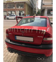 Opel Vectra Bagaj Üstü Slim Spoiler Piano Black Parlak Siyah