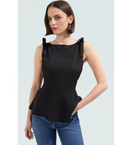 Kolsuz Örme Bluz Peplum Kesim Bisiklet Yaka Yazlık ve Şık Mükemmel Uyum Modern Stil (Siyah)