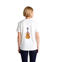 Kadın Müzik Temalı Gitar Baskılı Rahat Kesim Kısa Kollu Tişört Çiçek Motifli Günlük Modern Şık Zarif