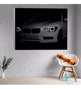 Siyah Arka Fonlu Beyaz Bmw Araba Dekoratif Kanvas Tablo