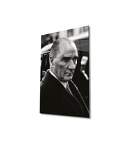 Atatürk Portre Cam Tablo Modern Ev Ofis Salon Hediyelik Büyük Tablo Duvar Dekoru (Çok Renkli)