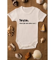 Teyze Anne Gibi Ama Daha Cool Baskılı Ekru Çıtçıtlı