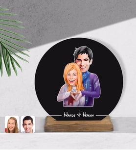 BK Gift Kişiye Özel Sevgililer Karikatürlü Yuvarlak Ahşap Biblo-89