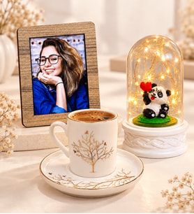 Kişiye Özel Fotoğraflı Hayat Ağacı Desenli Porselen Kahve Fincanı ve LED Pandalı Fanus