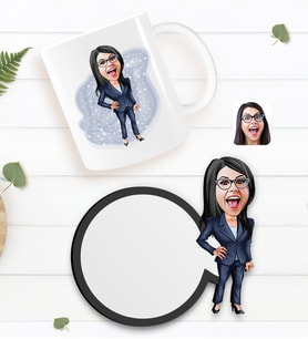 BK Gift Kişiye Özel Kadın Patron Karikatürlü Beyaz Kupa ve Ahşap Bardak Altlığı Hediye Seti-4