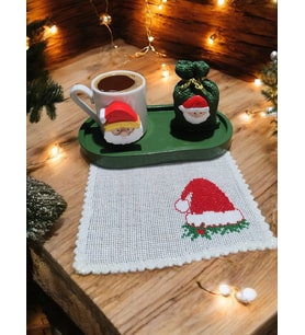 El Yapımı Etamin Peçeteli Noel Baba Türk Kahvesi Fincan ve Sunum Seti