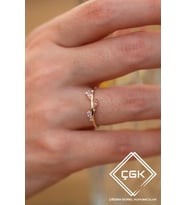 ÇGK KUYUMCULUK PEMBE TAŞLI YAPRAK ALTIN YÜZÜK