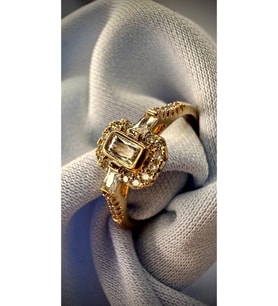 18 Ayar Altın Kaplama Swarovski Taşlı Çerçeveli Tek Taş Yüzük
