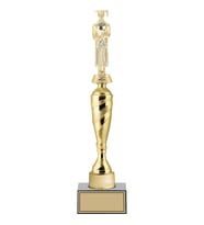 ODAK KUPA - Figürlü Kupalar - Mezuniyet Erkek Figürlü Kupalar FG-027 C - 40 cm