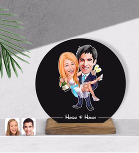 BK Gift Kişiye Özel Evleniyoruz Karikatürlü Yuvarlak Ahşap Biblo-4